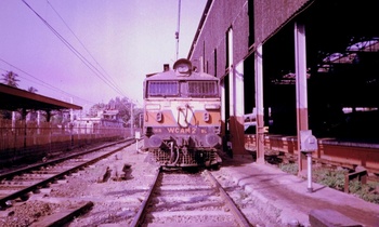 BL WCAM-2P# 21870 taking rest at Mumbai Central Loco Shed. Photo taken from my Yashica non - digital camera on 01/05/1999. (Arza