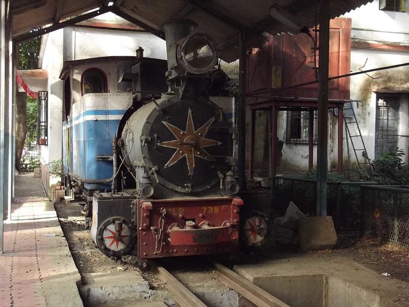 MLR 795 resting near the entrance of the loco shed. Image taken by Deep Soni. (Arzan Kotval)
