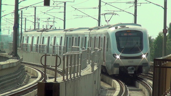 Ghatkopar bound Metro majestically curves into Jagruti Nagar station on a very hot and humid afternoon. The video can be seen as