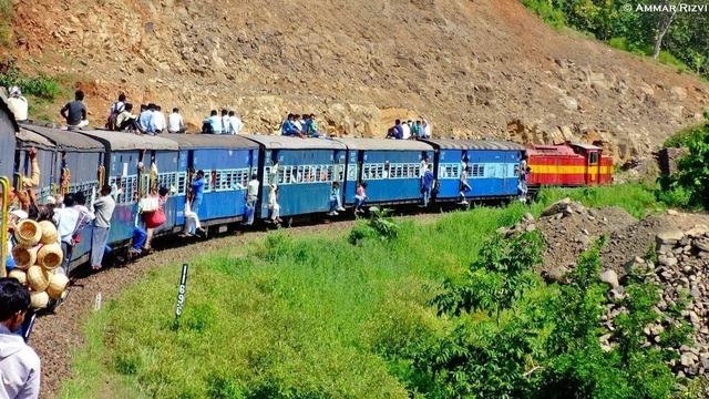 Train No 58861 Jabalpur - Balaghat N.G. passenger negotiating on the Curve before Shikara on Balaghat - Jabalpur Section (Ammar 